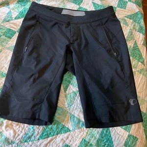 Pearl Izumi mountain bike shorts